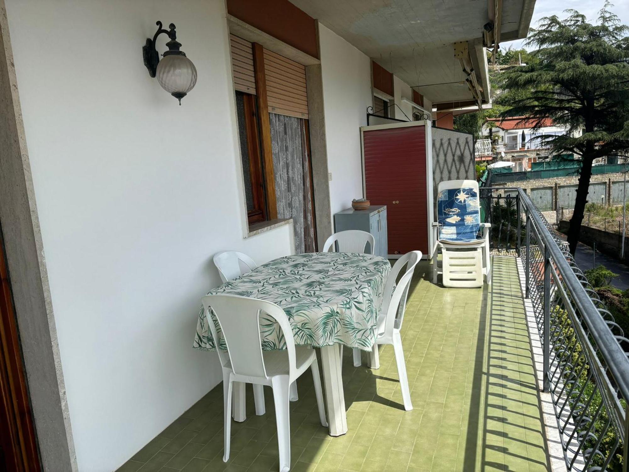 Appartamento Angela Riva Ligure Exteriör bild
